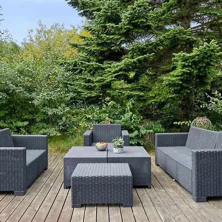 Eugenie - 100m From The Sea By Interhome *